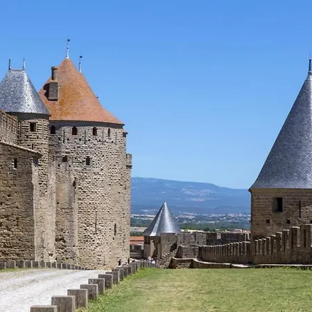 Villa Location Phoebe Dans La Propriete Elaia Tourouzelle