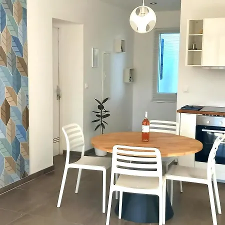 Location Phoebe Dans La Propriete Elaia Tourouzelle