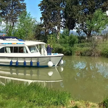 Location Phoebe Dans La Propriete Elaia * Tourouzelle