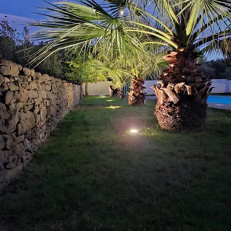Location Phoebe Dans La Propriete Elaia * Tourouzelle