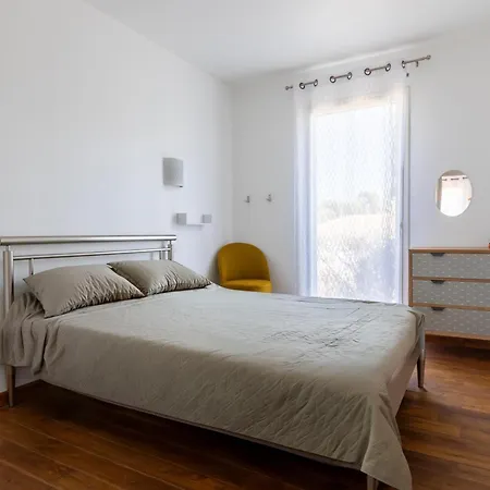 Villa Location Phoebe Dans La Propriete Elaia