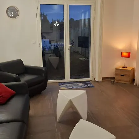 Villa Location Phoebe Dans La Propriete Elaia