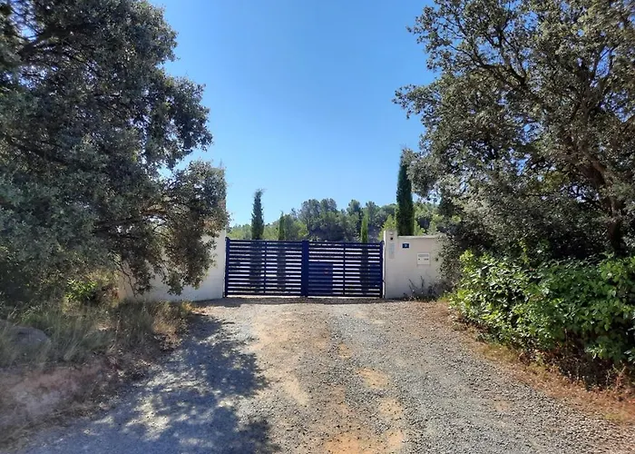 Location Phoebe Dans La Propriete Elaia Villa