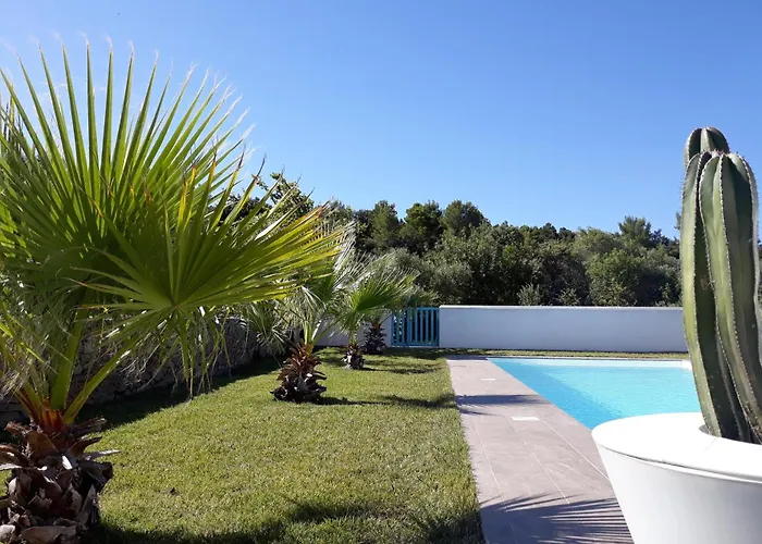 Location Phoebe Dans La Propriete Elaia Tourouzelle